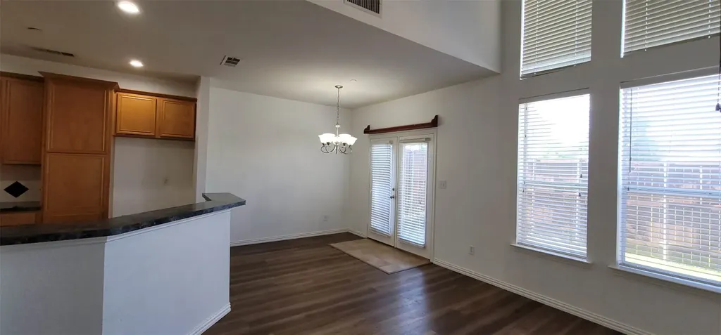909 Avondale Lane Plano TX 75025