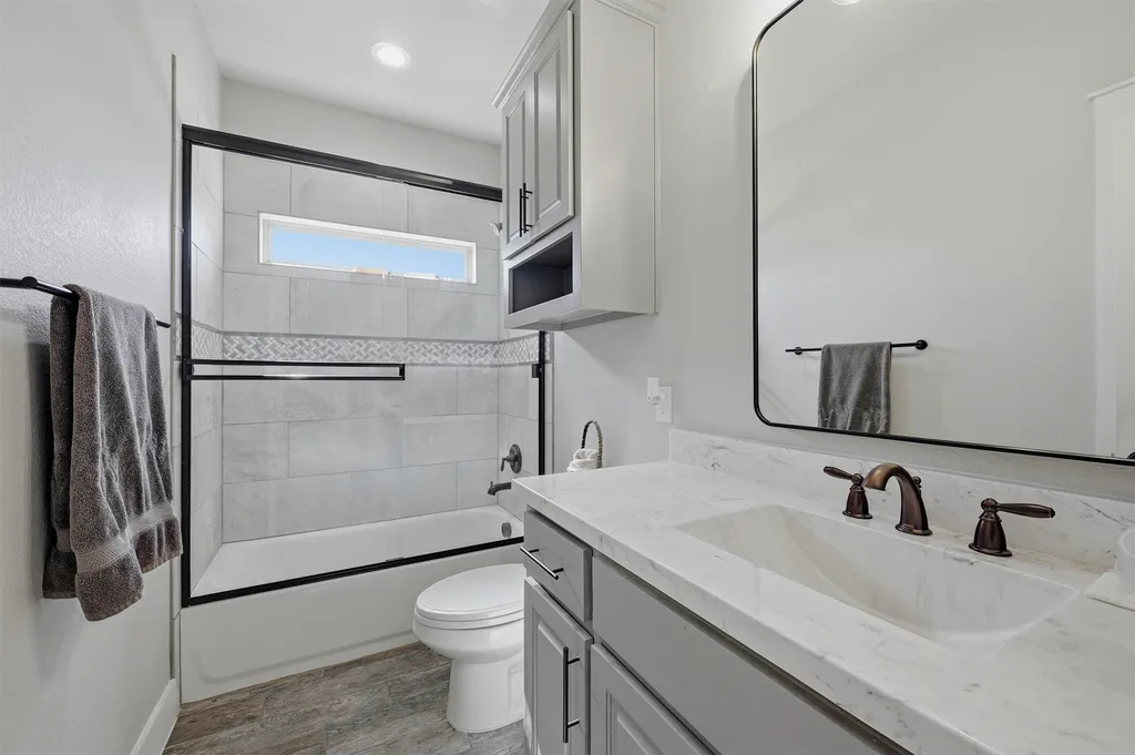 884 Cheyenne Trail Trenton TX 75490