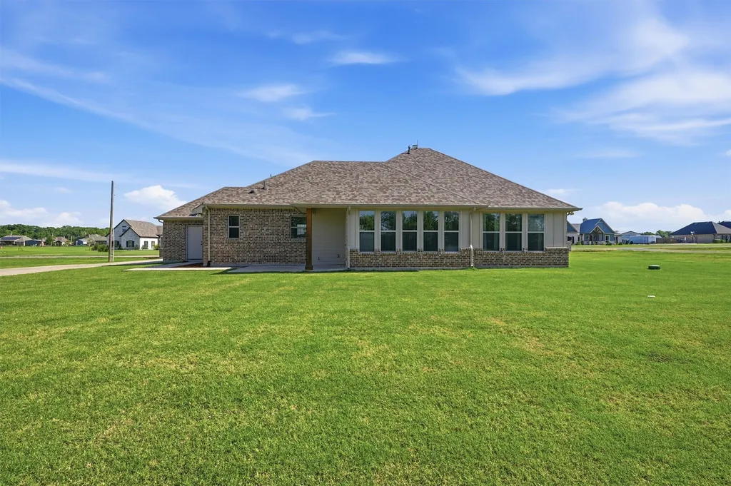 884 Cheyenne Trail Trenton TX 75490