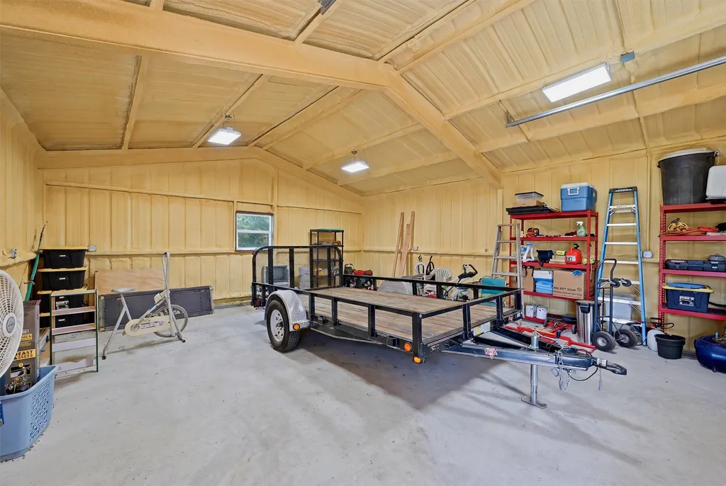 884 Cheyenne Trail Trenton TX 75490