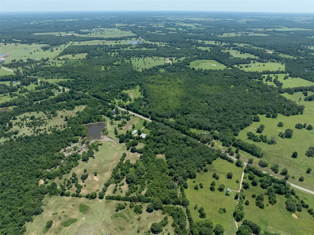 Tbd 906 E Paris TX 75462