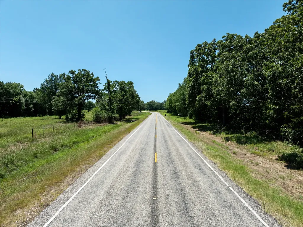 Tbd 906 E Paris TX 75462