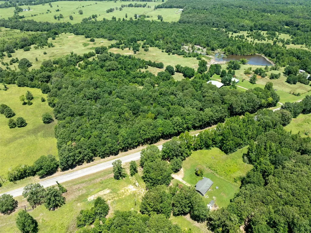 Tbd 906 E Paris TX 75462
