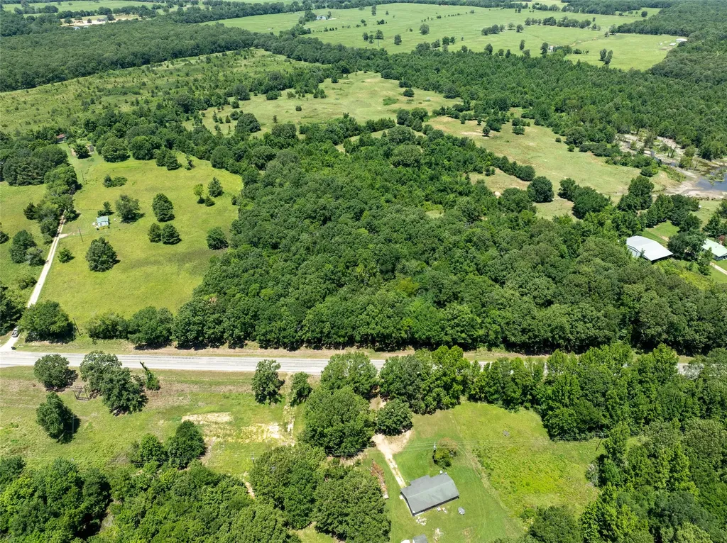 Tbd 906 E Paris TX 75462