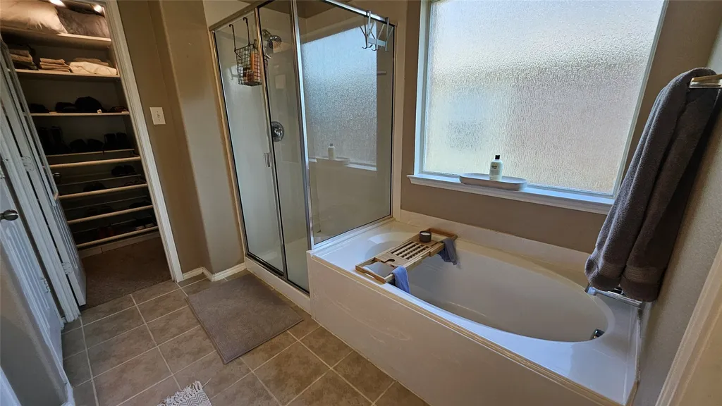 452 Paddle Drive Crowley TX 76036