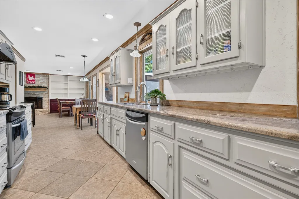 3206 Village Park Drive Waco TX 76708