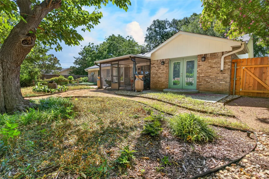 3206 Village Park Drive Waco TX 76708