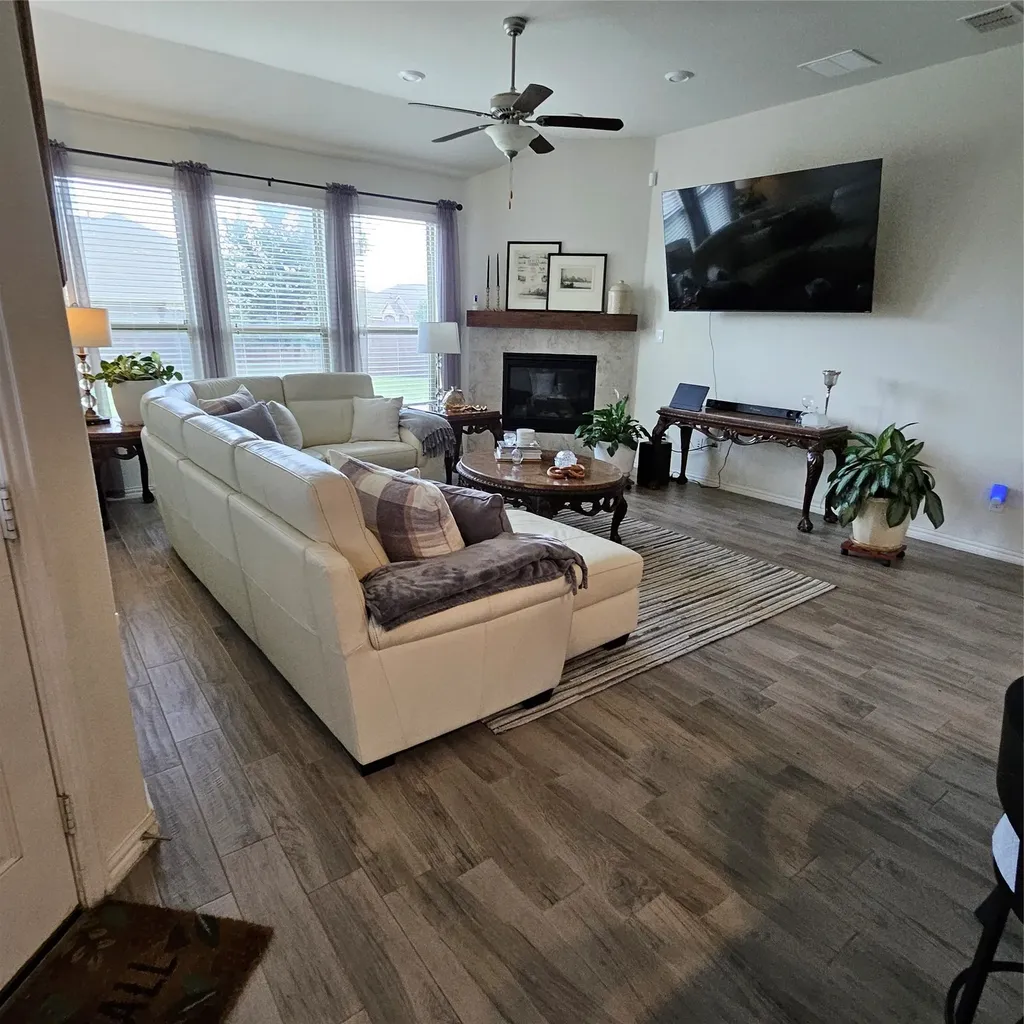1300 Lake Grove Drive Little Elm TX 75068