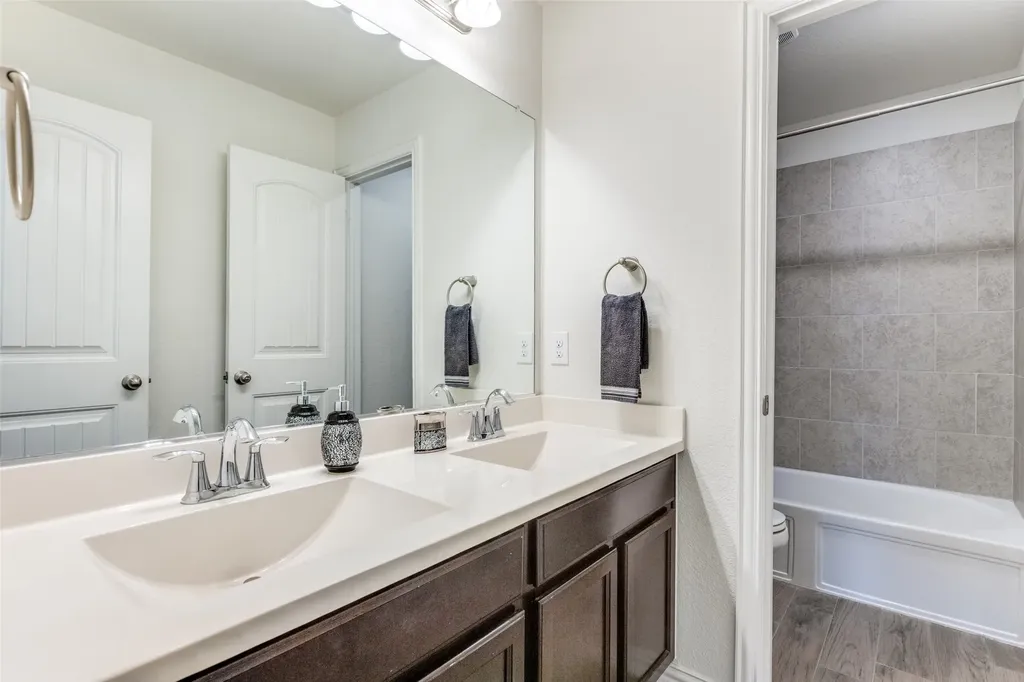 1300 Lake Grove Drive Little Elm TX 75068