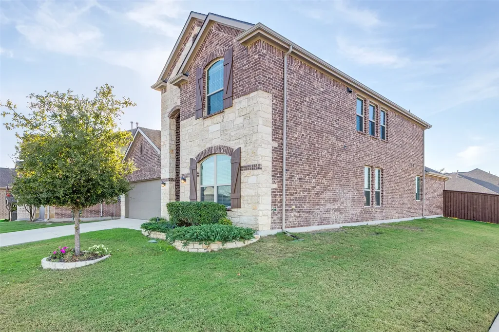 1300 Lake Grove Drive Little Elm TX 75068