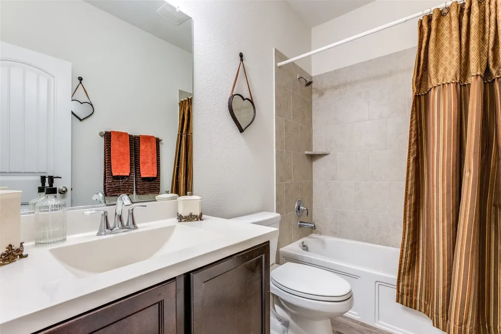 1300 Lake Grove Drive Little Elm TX 75068