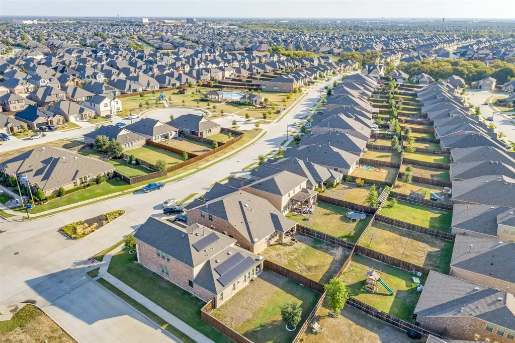 1300 Lake Grove Drive Little Elm TX 75068
