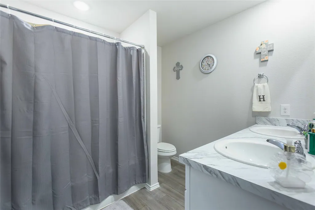 607 Clear Creek Court Clyde TX 79510