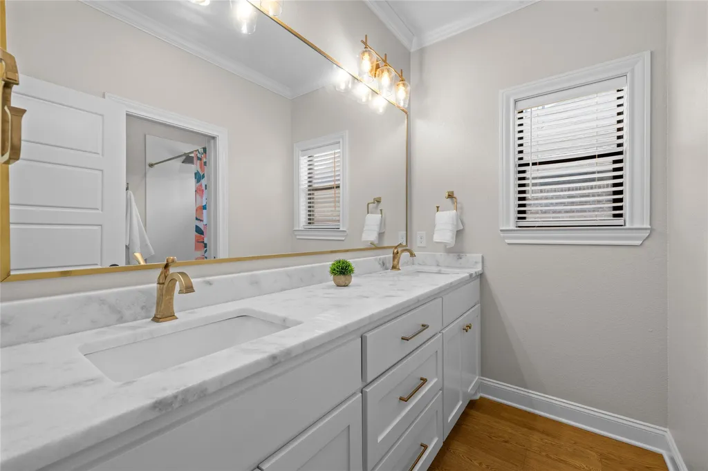 932 Gallant Fox Road Hewitt TX 76643