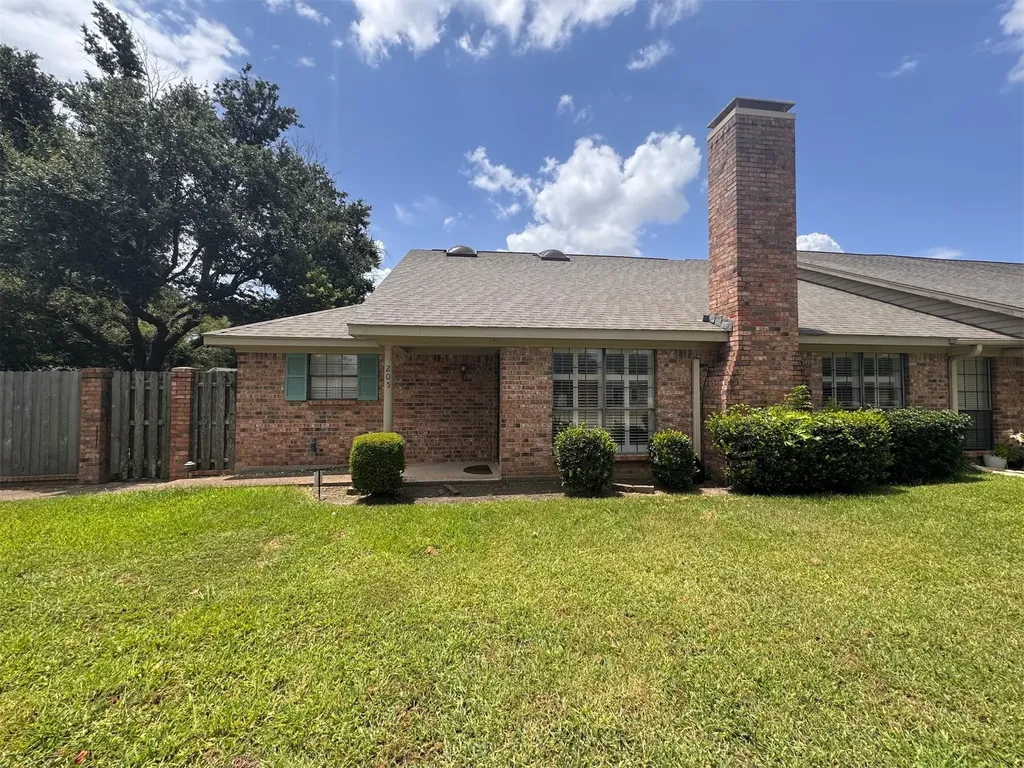 205 Northwood Boulevard Corsicana TX 75110
