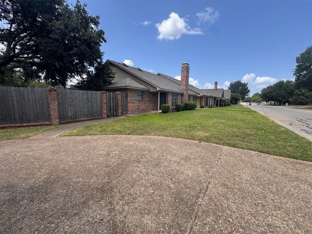 205 Northwood Boulevard Corsicana TX 75110