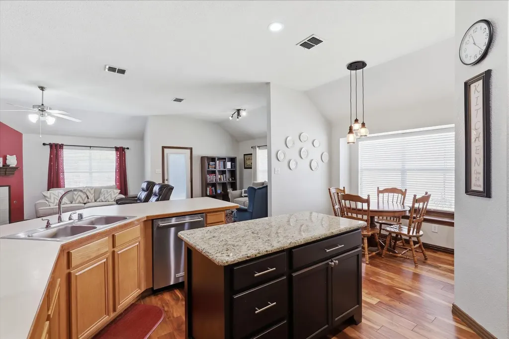 3232 Chesington Drive Fort Worth TX 76137
