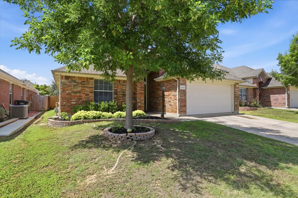 3232 Chesington Drive Fort Worth TX 76137