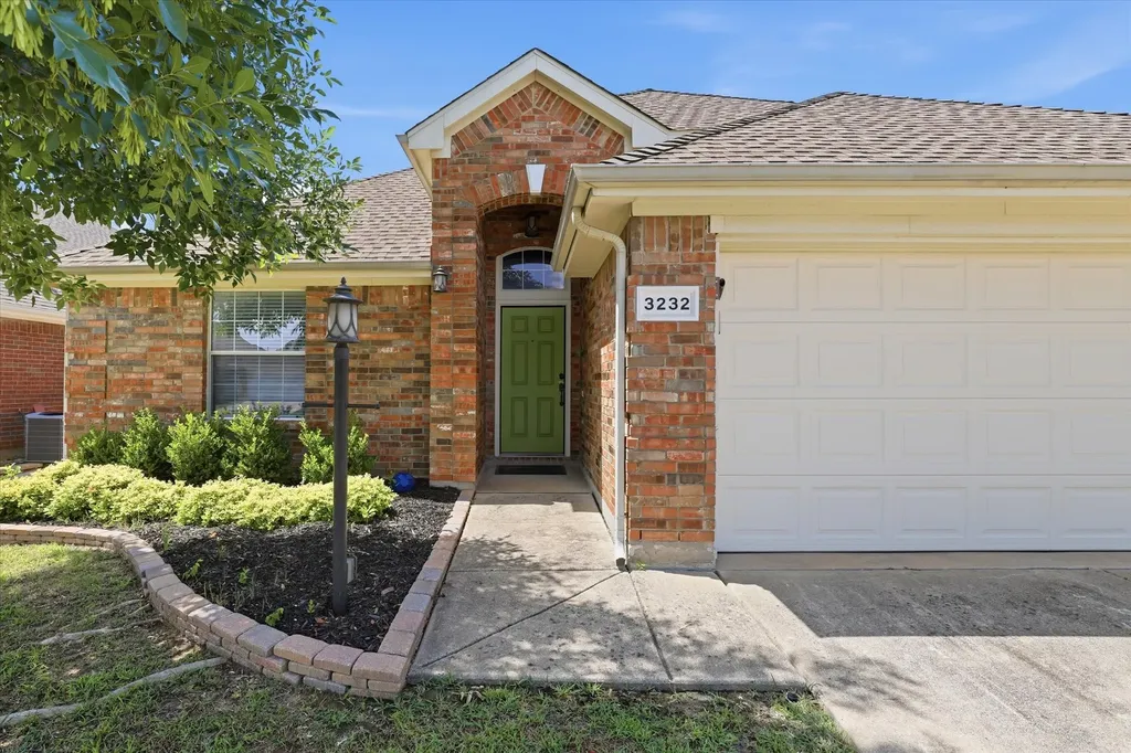 3232 Chesington Drive Fort Worth TX 76137