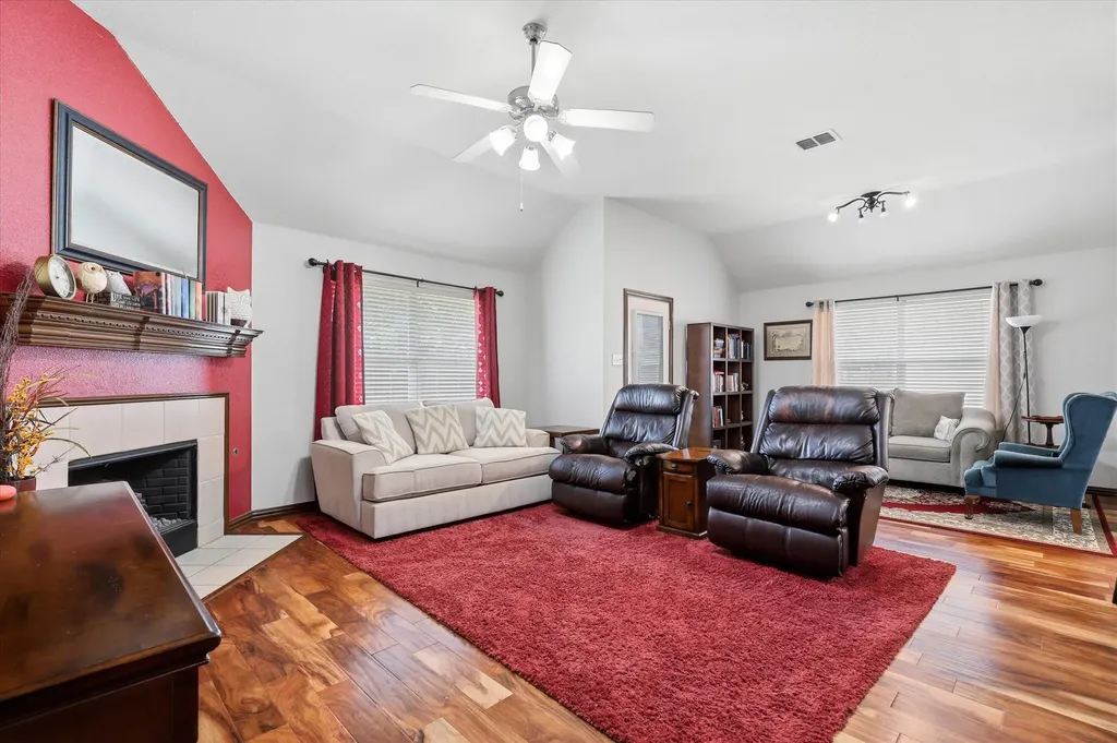 3232 Chesington Drive Fort Worth TX 76137