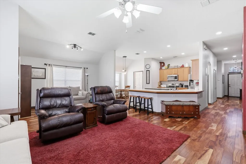 3232 Chesington Drive Fort Worth TX 76137
