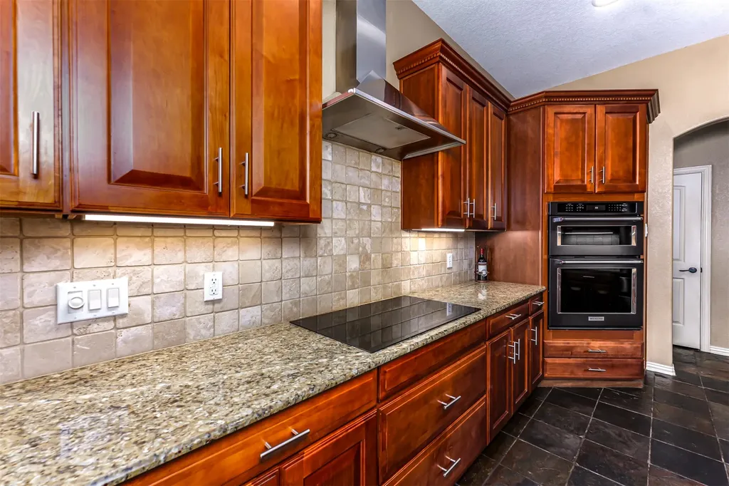 1103 Clayton Court Nemo TX 76070