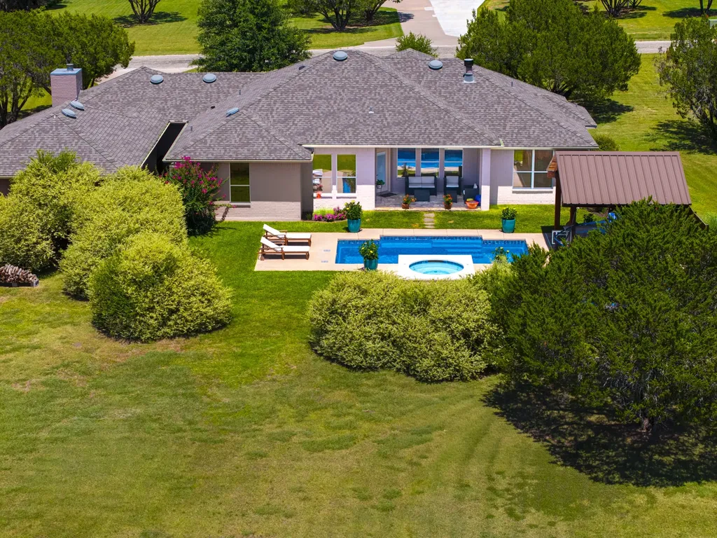 1103 Clayton Court Nemo TX 76070