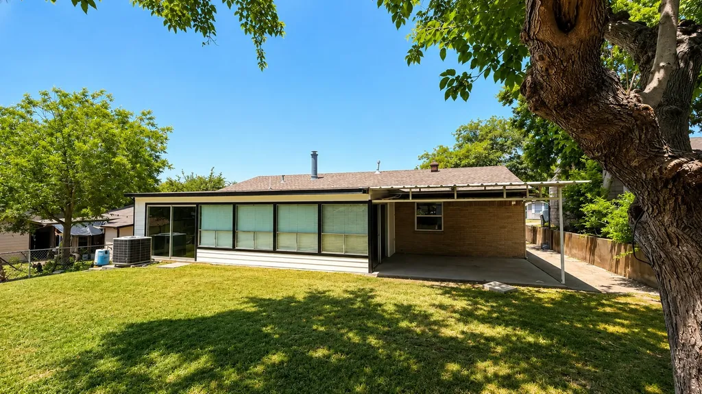 604 Holly Lane Duncanville TX 75116