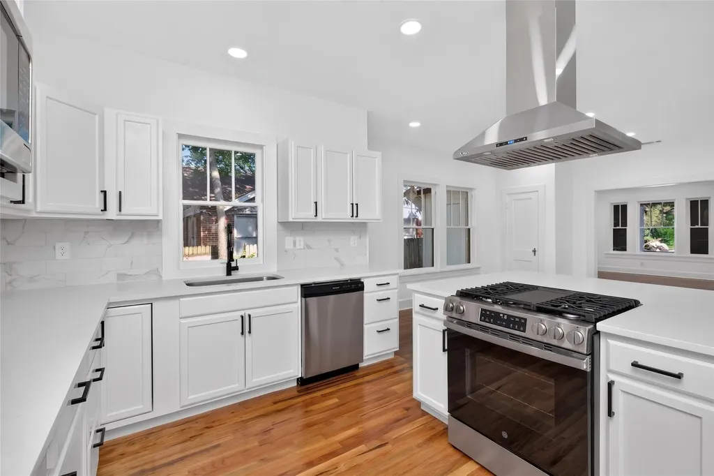 3410 Meadowbrook Drive Fort Worth TX 76103