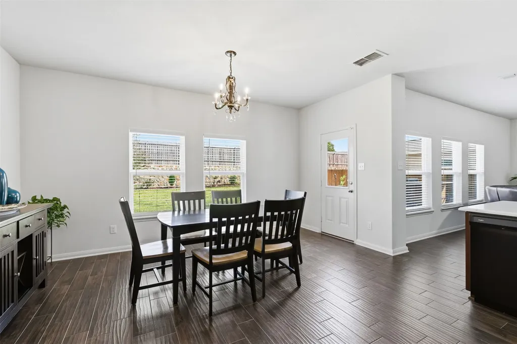 14229 Bridgeview Lane Dallas TX 75253