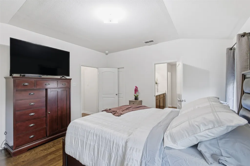 14229 Bridgeview Lane Dallas TX 75253