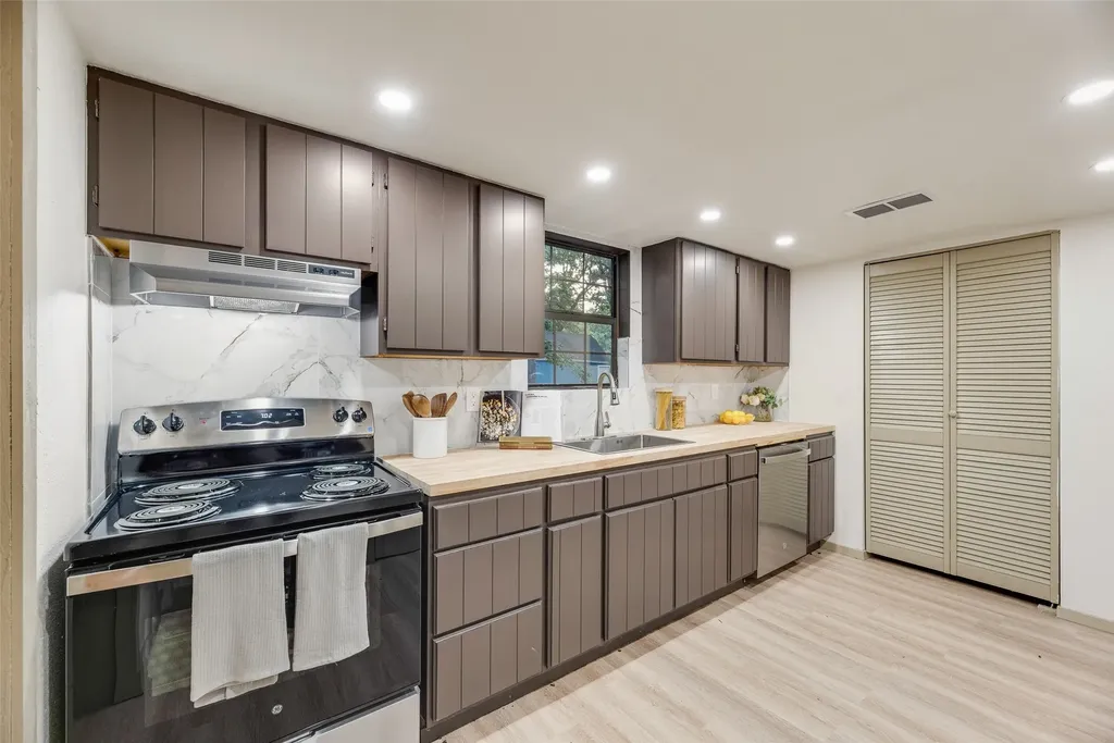 7680 Private Road 2576 Quinlan TX 75474