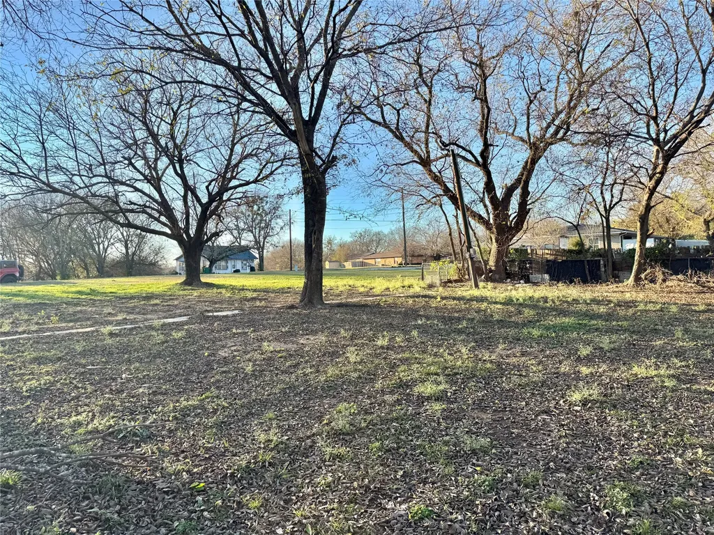 738 Cole Street Gainesville TX 76240
