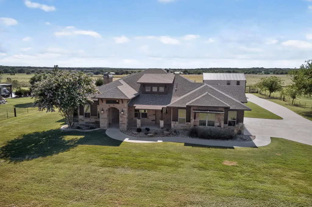 10509 County Road 1001 Godley TX 76044
