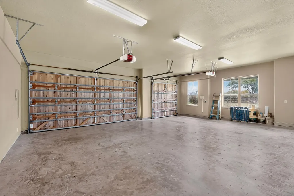 10509 County Road 1001 Godley TX 76044