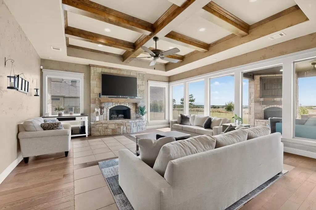 10509 County Road 1001 Godley TX 76044