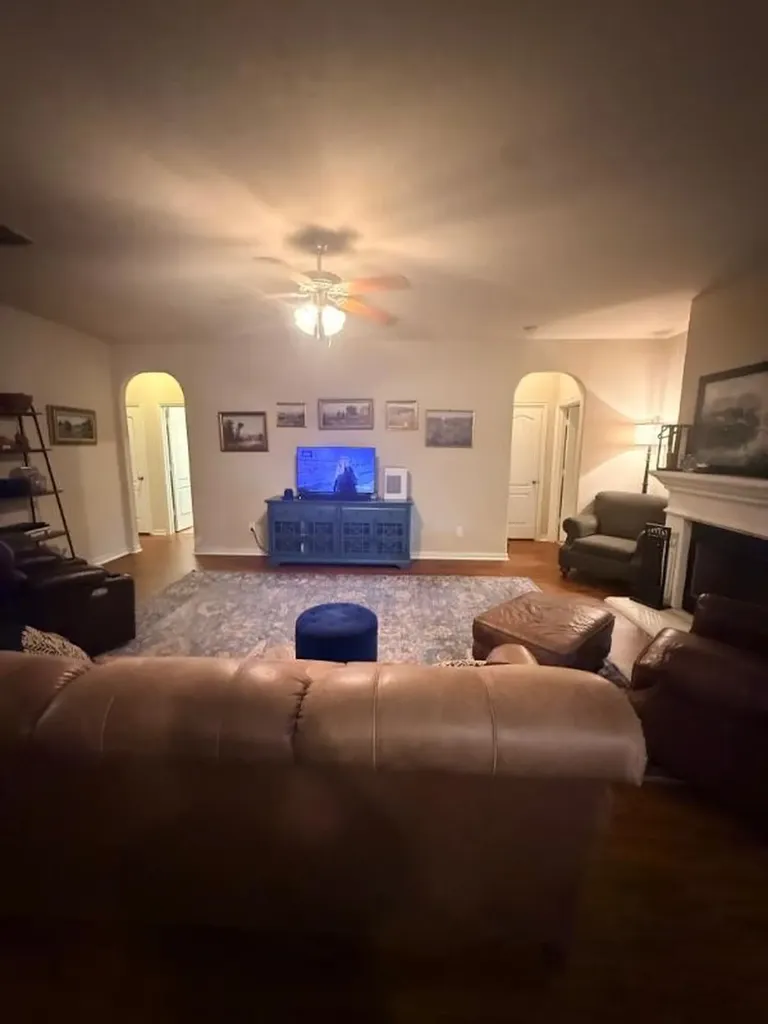 136 Holly Street Waxahachie TX 75165
