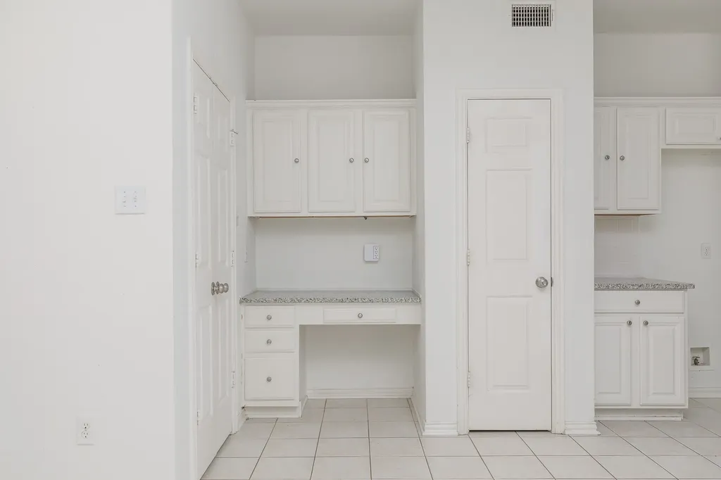 14617 Woodshadow Lane Addison TX 75001