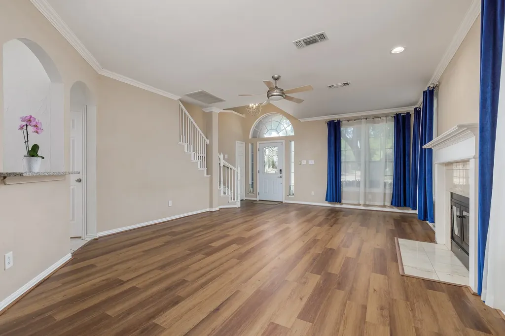 14617 Woodshadow Lane Addison TX 75001