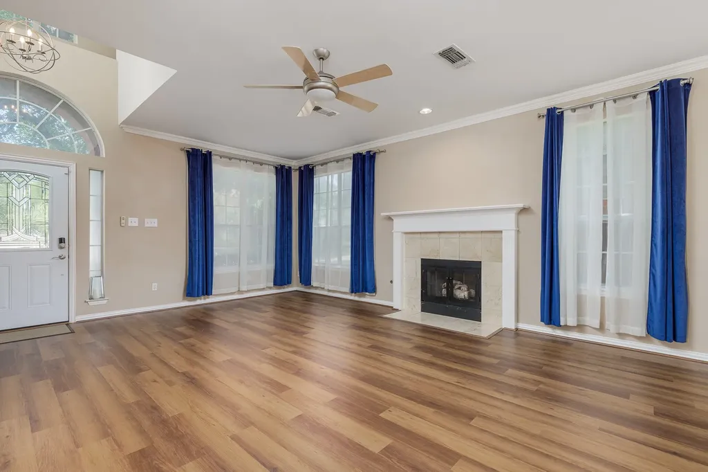 14617 Woodshadow Lane Addison TX 75001