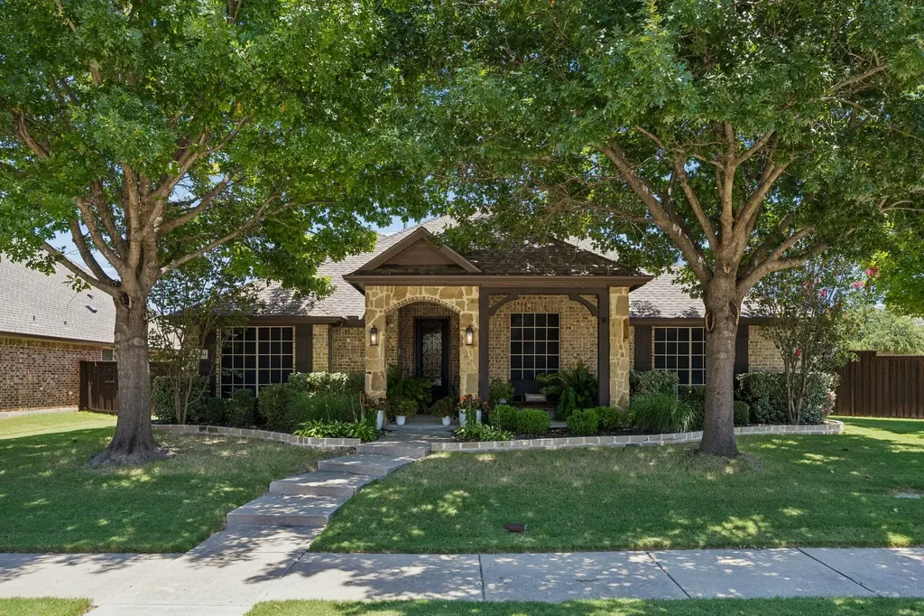 3904 Betty Street Rockwall TX 75087