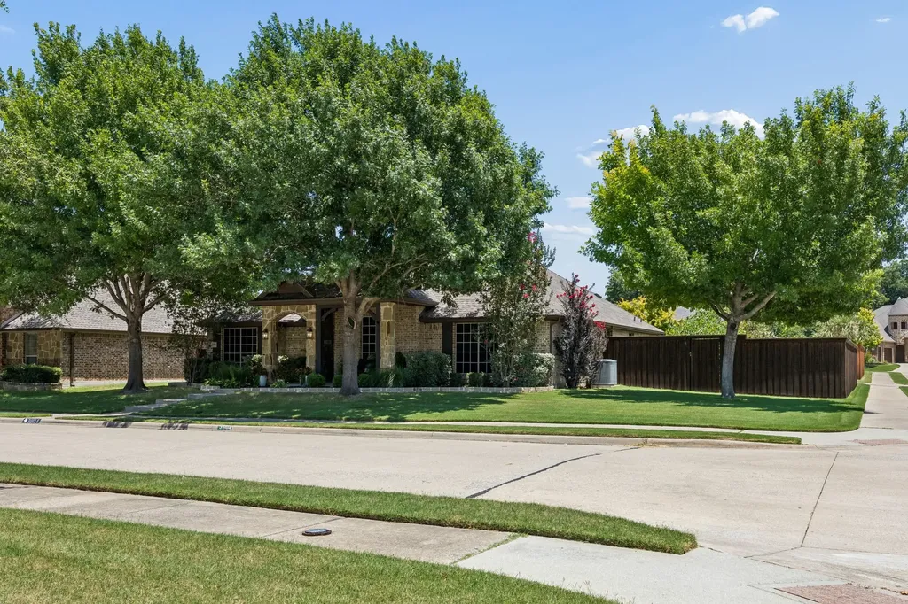 3904 Betty Street Rockwall TX 75087