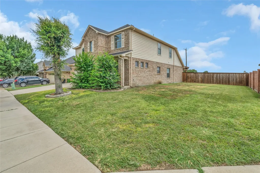 928 Casa Grandes Drive Arlington TX 76002