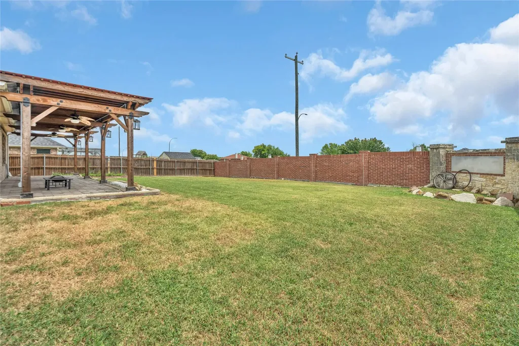 928 Casa Grandes Drive Arlington TX 76002