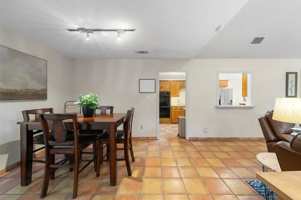 2739 Sedgeway Lane Carrollton TX 75006