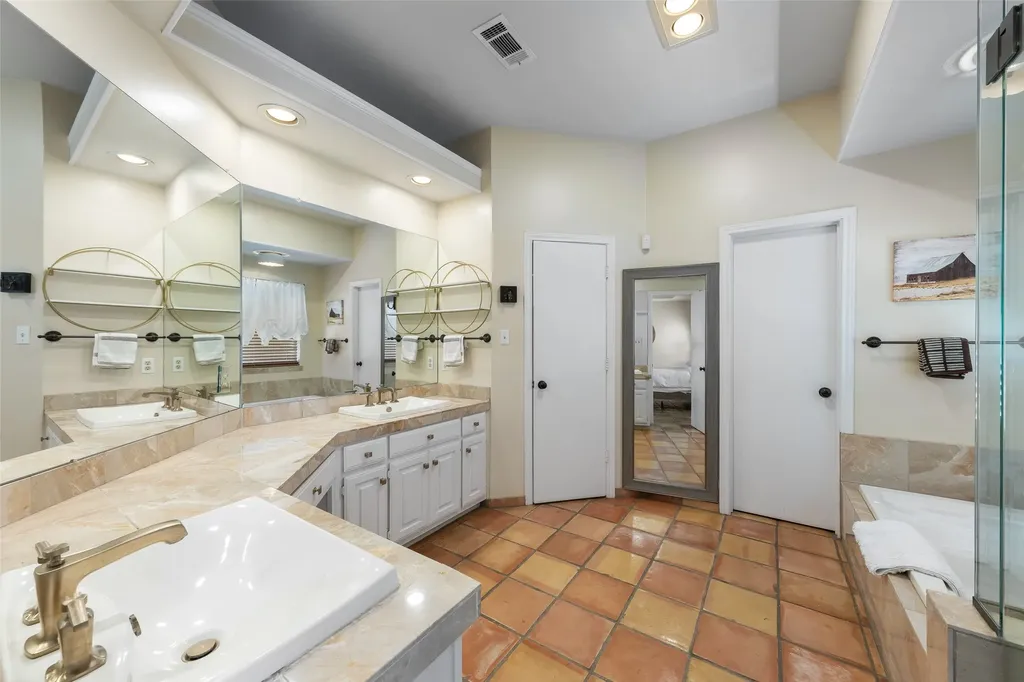 2739 Sedgeway Lane Carrollton TX 75006