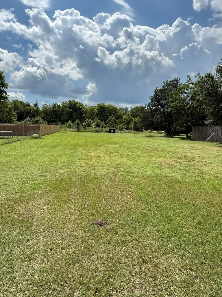 4004 Seventh Greenville TX 75401