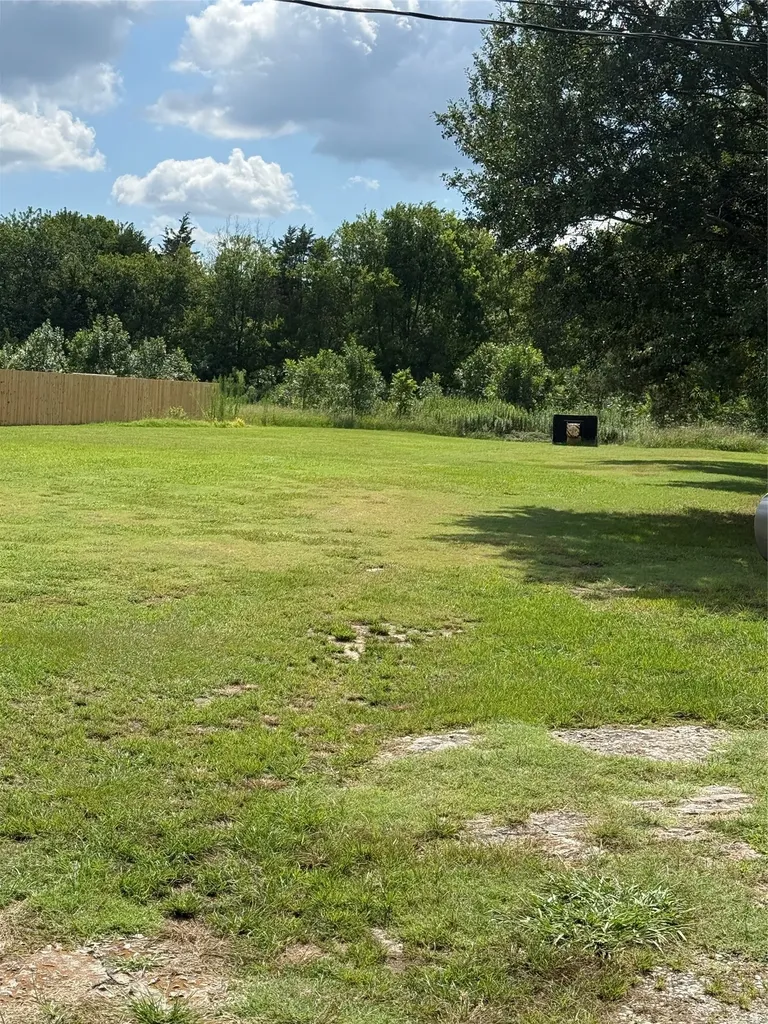4004 Seventh Greenville TX 75401