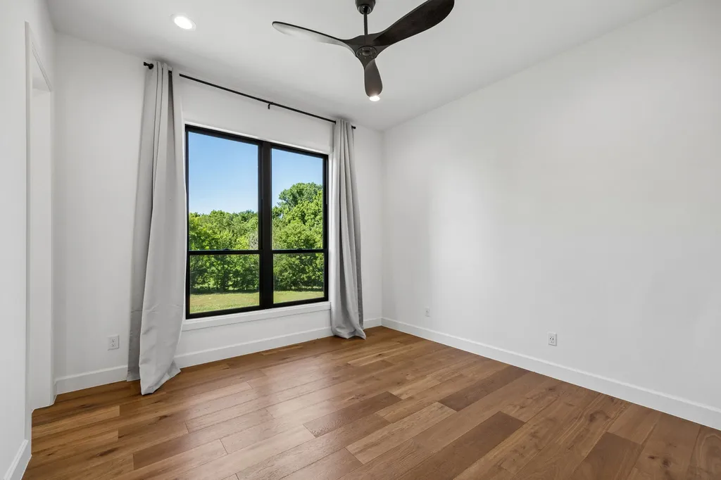 468 Andrews Road Ennis TX 75119