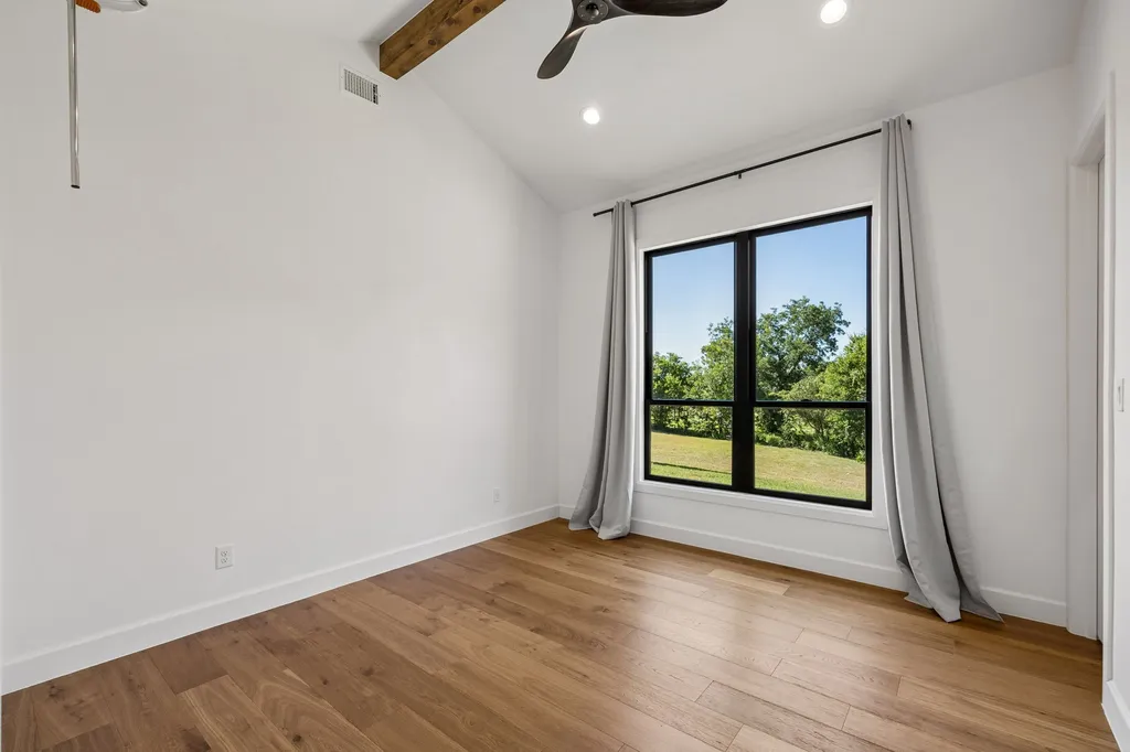468 Andrews Road Ennis TX 75119